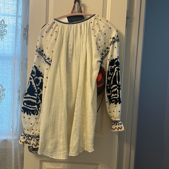 New with tags free people ivory caftan top with gold detailing - Picture 4 of 5